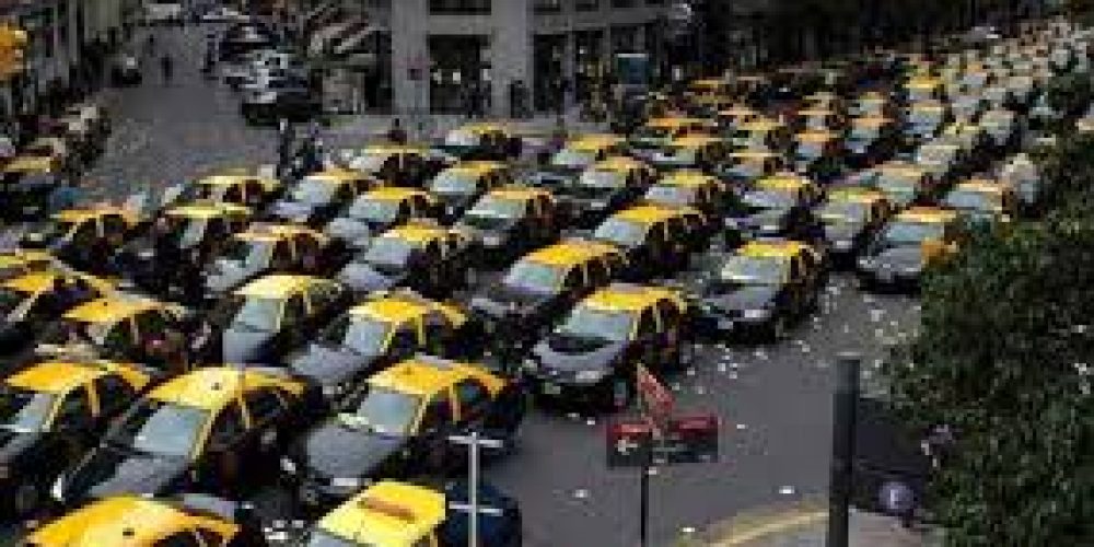 7 de mayo, Día del Taxista