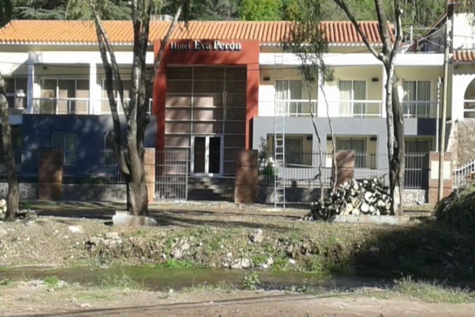 Hotel Eva Perón, Río Ceballos