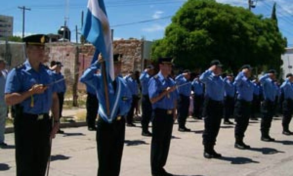 7 de julio, Día del Agente de Policía